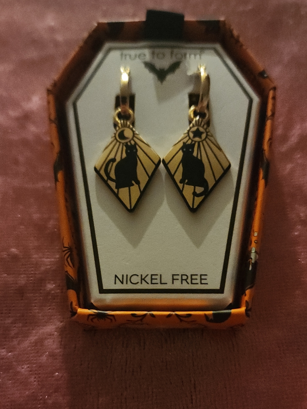 ✨️🐈‍⬛️True to Form Black🐈‍⬛️ Cat/ Gold Cat🐈‍⬛️ Diamond Hoop Earrings🐈‍⬛️✨️